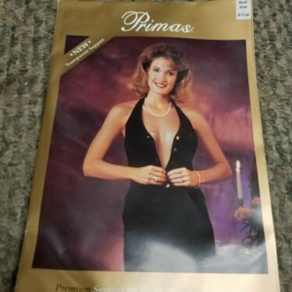 (2) C cup  Prima's clear traditional disposable adhesive bras (6 pair)USA